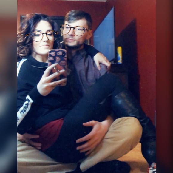 Meet your Posher, Erica - Picture 4 of 4